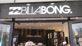 ビラボン ボンジッパー エレメント (三井アウトレットパーク滋賀竜王)