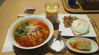 本格的タイ料理