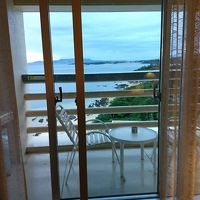 海風が吹きこんできて気持ちがいいです。