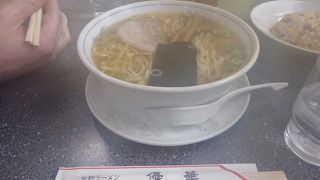 ラーメンも餃子もモチモチ感がグッド