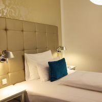 一番安いシングルはフロントのある階より1階下。