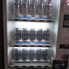 日本の缶ビールあります