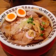 名古屋駅近くの行列ができるラーメン屋さん