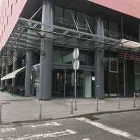 中央駅から５分、バスターミナルから１０～１５分