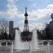 夜の風景とは様変わりです