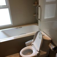 ウォッシュレットつきです。