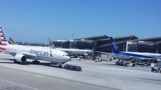 帰国時の乗り継ぎに利用しました