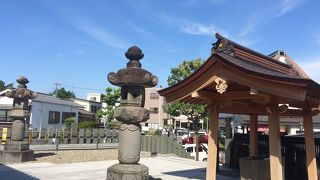 成田山参道沿い