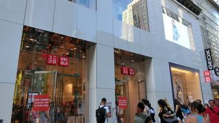 ユニクロ (34丁目店)