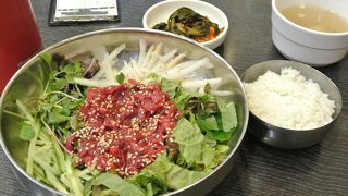 広蔵市場にミシュラン掲載のユッケ店「プチョンユッケ」