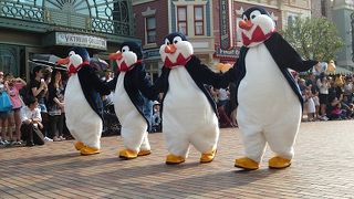 パレードやおみやげはこちらで