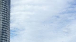 琵琶湖をすぐ近くで臨める公園