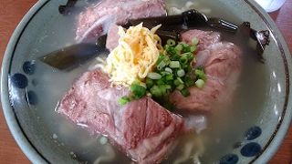 休日昼、混雑必須