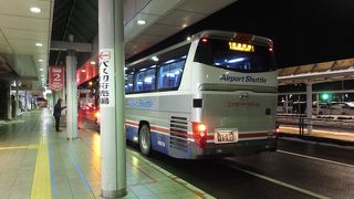 市内の乗り場、反対側かも、に注意。