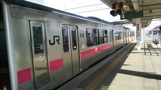 2017年４月16日の日曜日の真室川７時39分発普通列車新庄行きはボックスシート付の７０１系が使用されていました