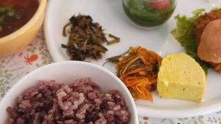 広島の創作料理レストラン