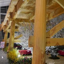 3月は桜が飾ってありました