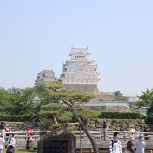 大手門エリアからの姫路城