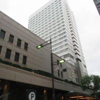 ホテル外観。車で来るとあまり見られるチャンスは無いですが。