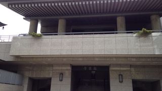 一面グレーでした