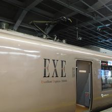 夜のロマンスカー