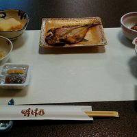 朝食