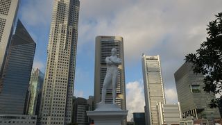 シンガポール川沿い