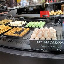 マカロンのショーケース