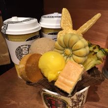 ホテル、隣にして正解でした