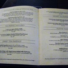 メニューはもちろん英語で分かりやすいです。高くても千円以内。