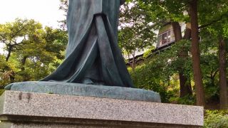 後楽園駅から歩いてすぐ。