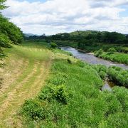 この公園を含む斐伊川の景色全体の美しさを感じるべき