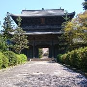 長州奇数代藩主の寺
