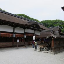 国宝の本殿は立派