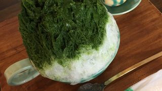 美しい器とかき氷