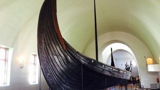 中心から少し離れます