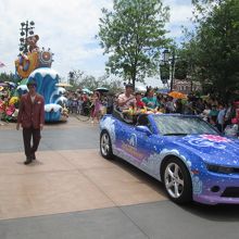 ディズニー パレード (米奇童話専列)