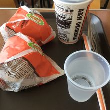 モッツァバーガーです。