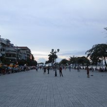 トンレサップ川