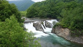 「とかち田園空間博物館」の一環。滝自体はイマイチ。