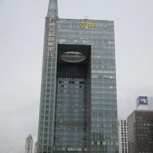 レストラン「空中一号」が入っている信合大厦