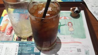 飛行機の待ち時間に。