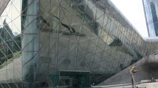 オペラハウスに行くために使いました