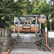 立派な神社