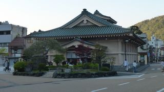 山中温泉にあるホール