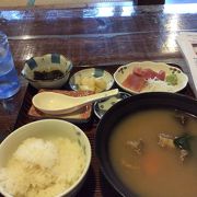 ホテルククル併設の郷土料理店