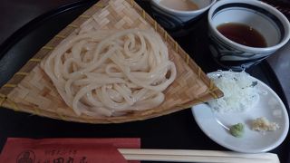 ９時からあいてる、水沢うどん屋さん