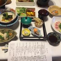 私の方の献立。お鍋は三田牛