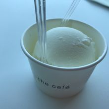 カフェのアイス！