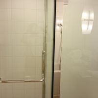 シャワーブース、トイレ